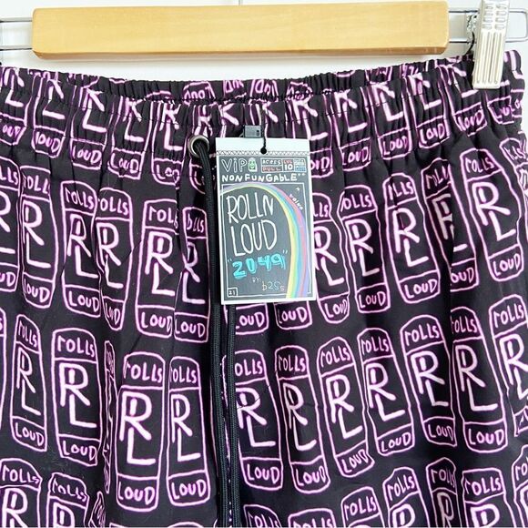 NWT Urban Outfitters Rolling Loud B2Ss Festival Logo Pocket Repeat Short… - Picture 5 of 7